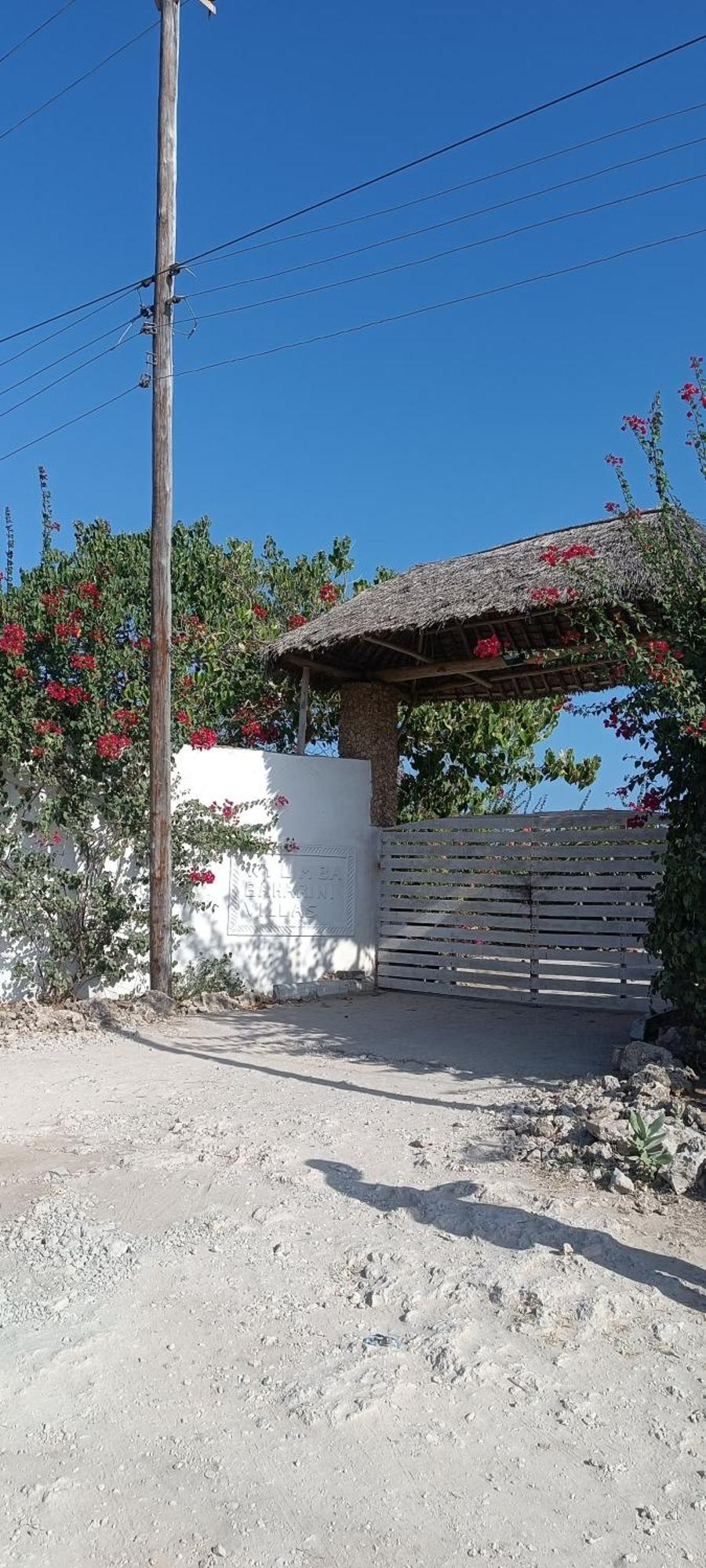 Pole Pole Beach House ワタム エクステリア 写真