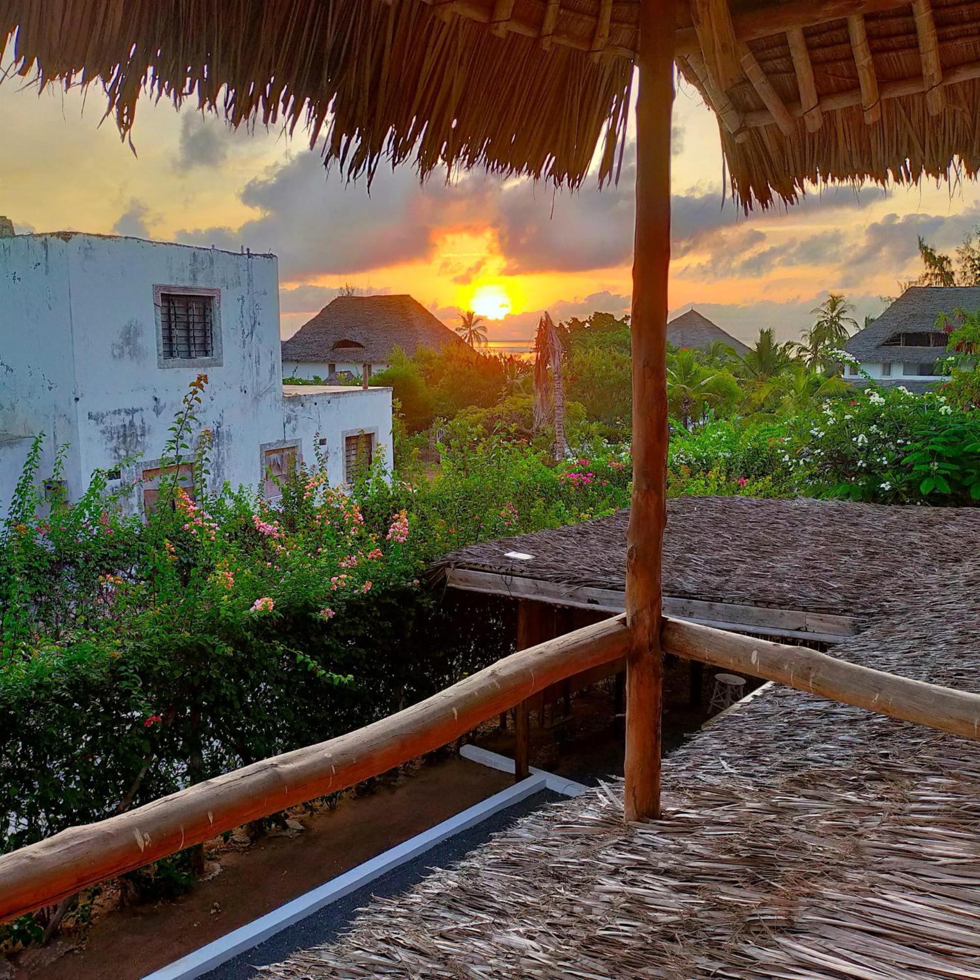 Pole Pole Beach House ワタム エクステリア 写真
